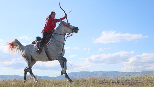 Rusya'da dünya şampiyonu olan Ayşe öğretmene bu kez de 'Yılın Sporcusu' ödülü