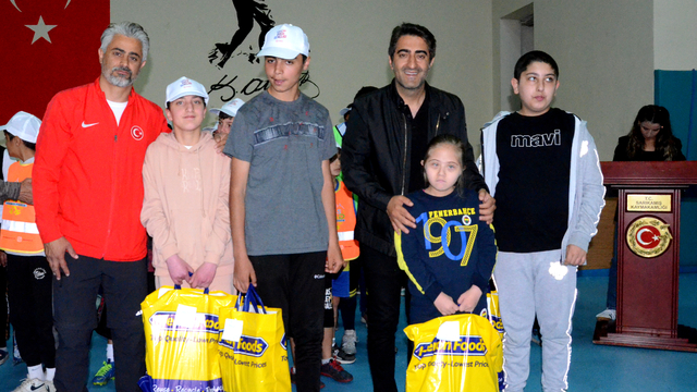 Sarıkamış'ta yaz spor kursları için açılış töreni düzenlendi