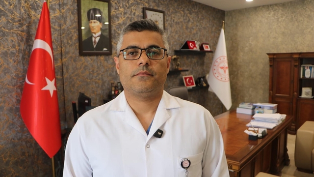 Dünya turuna çıkan pilotun tek motorlu uçağı düştü; pilot öldü, kadın yolcuya sağ ulaşıldı (7)