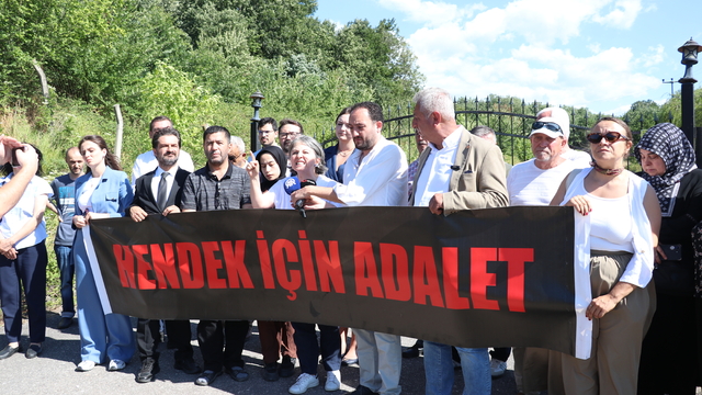 Sakarya'da havai fişek fabrikasındaki patlamada hayatını kaybeden işçiler anıldı