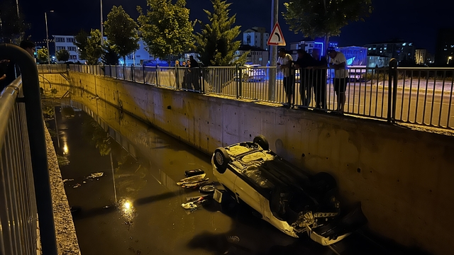 Kayseri'de otomobil, sulama kanalına uçtu: 1 yaralı