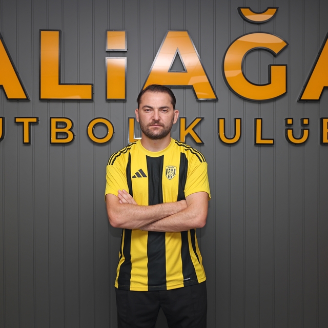 Aliağa FK'da imzalar sürüyor