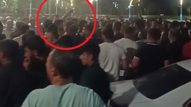 Diyarbakır'da taraftarlar arasında bıçaklı kavga; 1 yaralı