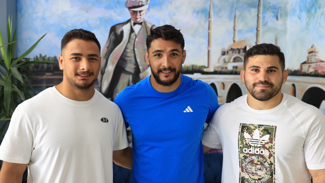 Kırkpınar'da "aile boyu" kol bağlıyorlar