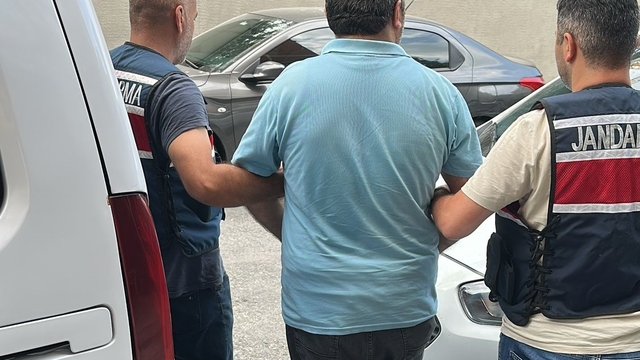 Kırşehir merkezli nitelikli dolandırıcılık operasyonunda yakalanan 6 şüpheli tutuklandı