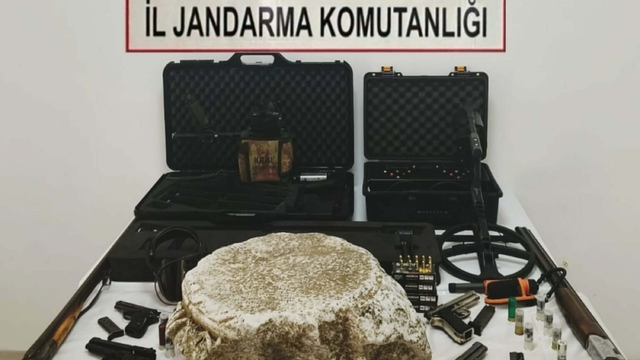 Aydın'da kaçak kazıya 74 gün süren takiple 5 gözaltı