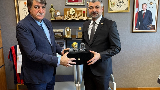 AK Parti Mardin Milletvekili Kılıç, Irak Meclis Başkanı Meşhedani ile görüştü