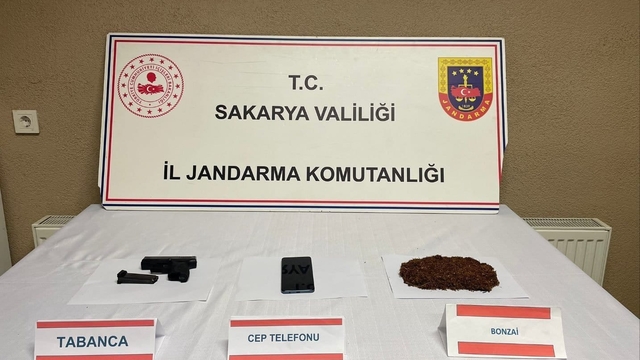 Sakarya'da uyuşturucu operasyonunda 2 tutuklama