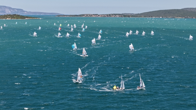 Yelkende 420 Dünya Şampiyonası, İzmir'de başladı