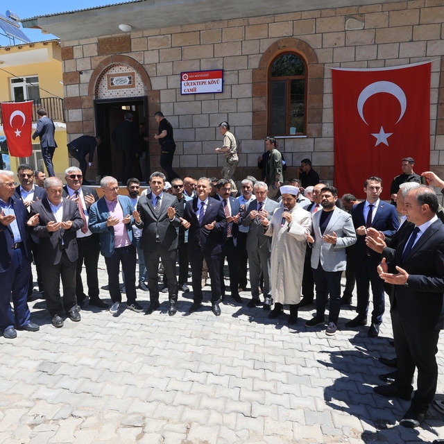 Bingöl Kiğı'da inşası tamamlanan Çiçektepe Köyü Camisi'nin açılışı yapıldı