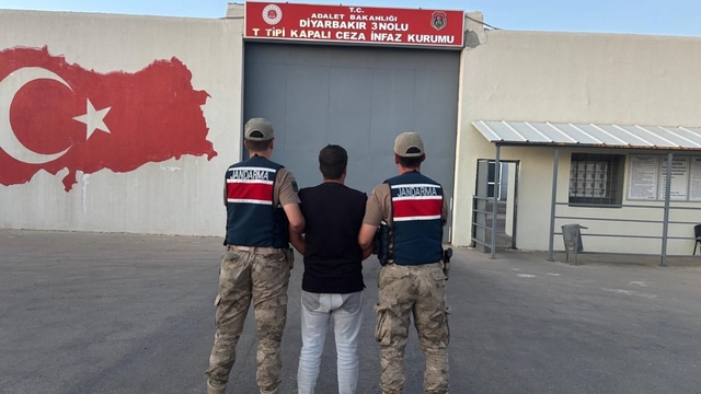 Diyarbakır'da firari 2 hükümlü yakalandı