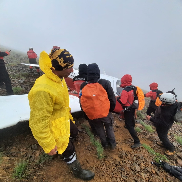 Kaçkar Dağları'nda düşen uçağa ulaşan ekipteki dağcı: Yolcu, pilota 'Alçakt...