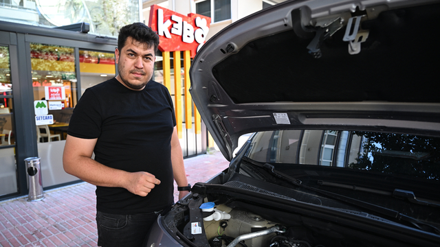 Mersin'den bayiden sıfır aldığı panelvan boyalı çıktı