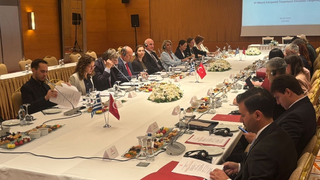 Türkiye ve Yunanistan arasında turizmde işbirliğini güçlendirecek protokol imzalandı