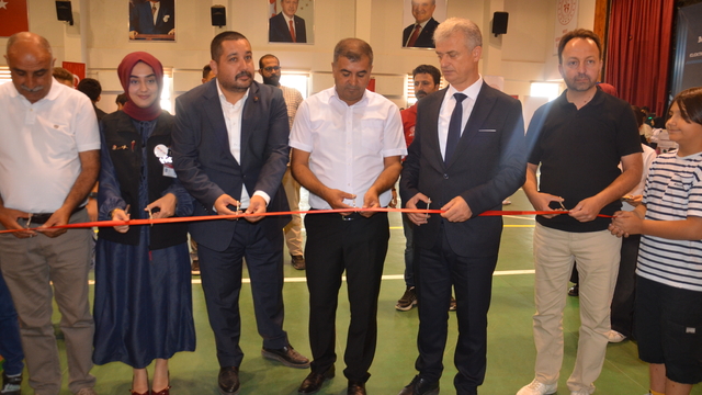 Muş'ta öğrencilerin hazırladığı projeler sergilendi