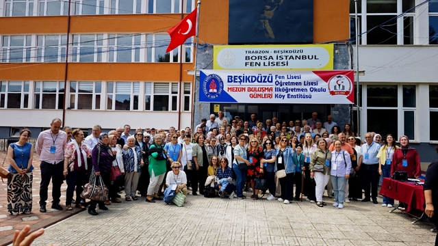 Trabzon'da "Geleneksel Mezunlar Buluşması" gerçekleştirildi