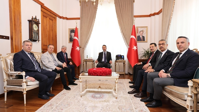 Bakan Bayraktar: Türkiye mutlaka petrol ve doğal gazını varsa bulmalı