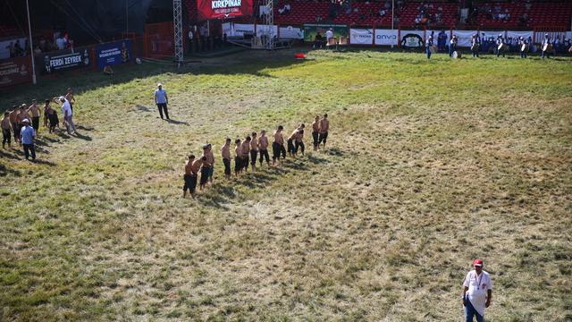 664. Tarihi Kırkpınar Yağlı Güreşleri'nde son gün müsabakaları başladı