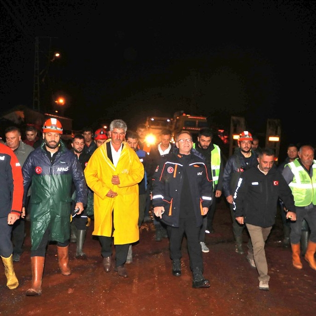 Vali Polat selden etkilenen köylerde incelemelerde bulundu