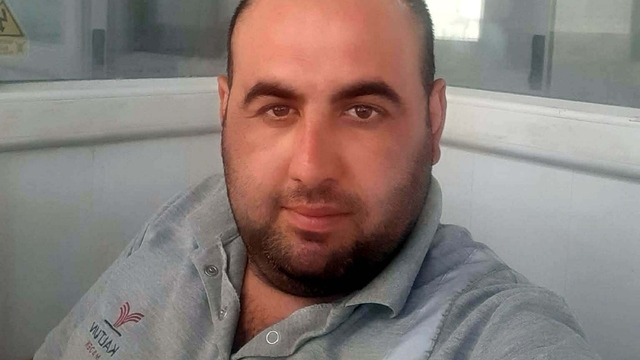 Otomobil, istinat duvarı ile başka araca çarptı; 1 ölü 1 yaralı