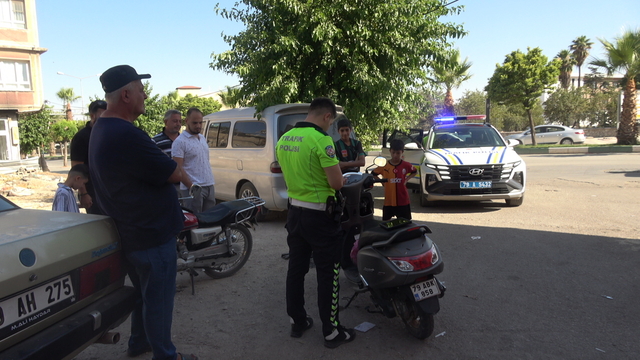 Kilis'te iki motosikletin çarpıştığı kazada 3 kişi yaralandı