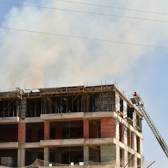 Adıyaman'da bina inşaatında çıkan yangın söndürüldü