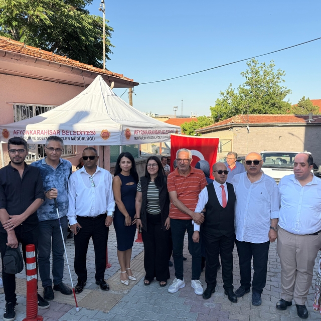 Afyonkarahisar'da aşure ikramında bulunuldu