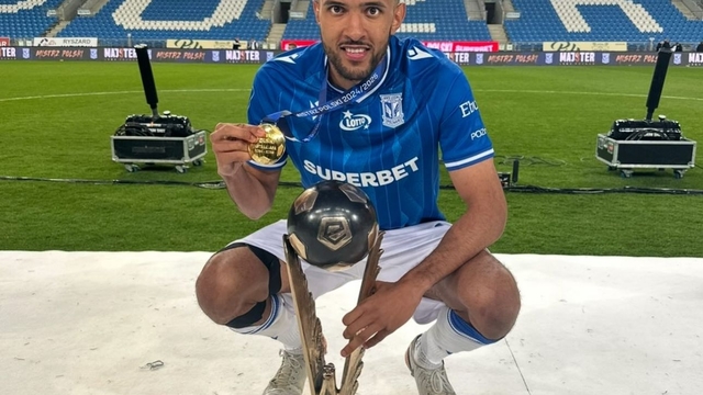 Trabzonspor, İsveçli stoper Alex Douglas'ı gündemine aldı