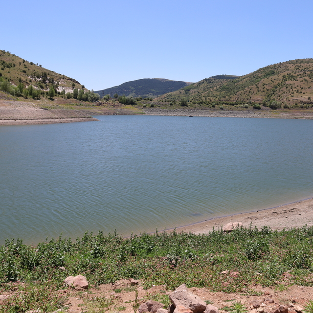 Çankırı'nın içme suyunu karşılayan Güldürcek Barajı'nda su seviyesi yüzde 2...