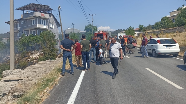 Orhaneli'de otluk alanda çıkan yangın söndürüldü