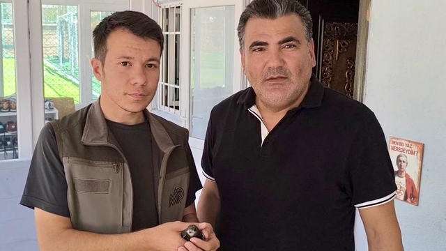 Kırşehir'de halı sahada bitkin halde ebabil kuşu bulundu