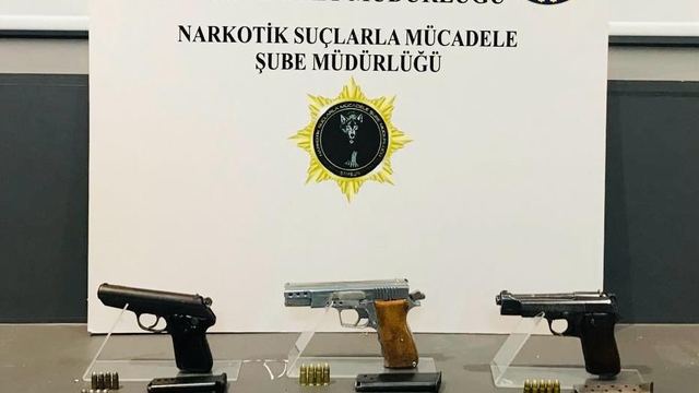 Samsun'da uyuşturucu ve silah operasyonlarında 2 zanlı yakalandı