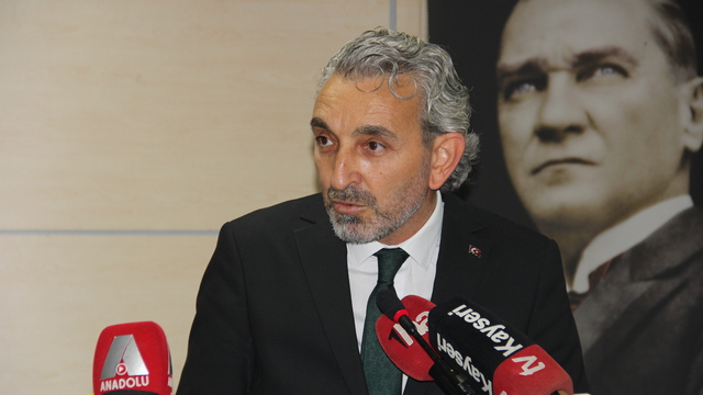 HAK-İŞ Kayseri'de şehitler için anma programı düzenledi