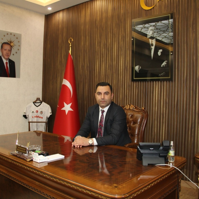 Karlıova Kaymakamlığına atanan Bıçak görevine başladı