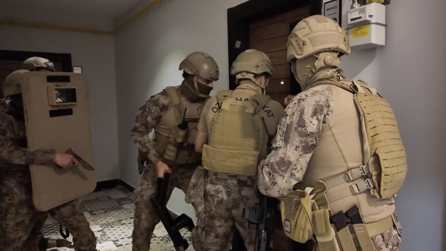 Samsun merkezli yasa dışı bahis operasyonunda 70 zanlı yakalandı