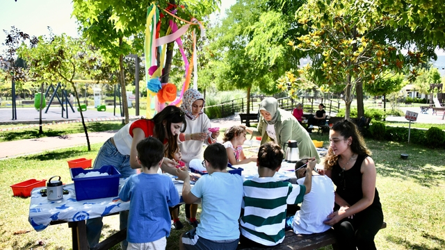 Samsun'da Engelsiz Yaşam Parkı'nda çocuklar için yaz atölyeleri başladı