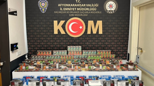 Afyonkarahisar'da 6 bin makaron ele geçirildi