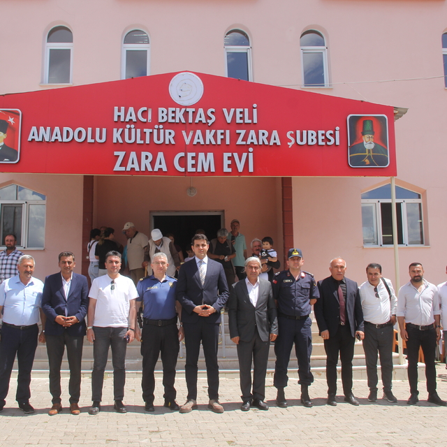 Zara'da aşure programı düzenlendi