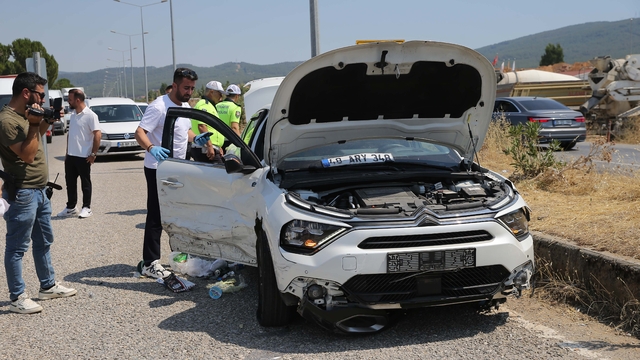 Muğla'da polisin "dur" ihtarına uymayıp kaçarken kaza yapan sürücü yakalandı