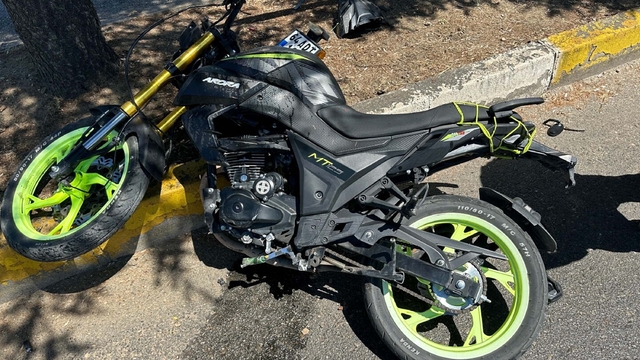 Hafif ticari araç ile çarpışan motosikletin sürücüsü öldü