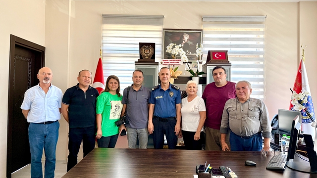 Anamur Gazeteciler Cemiyeti yönetiminden İlçe Emniyet Müdürü Özer'e ziyaret