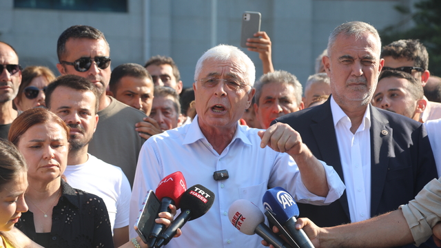 Manavgat Belediyesi'ne 'rüşvet' operasyonunda şüpheliler adliyede (5)