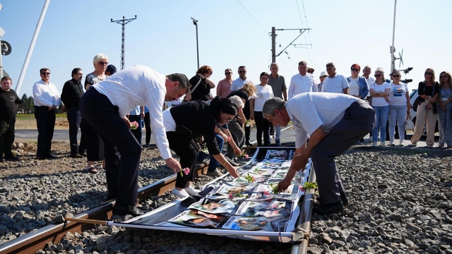 Çorlu'daki tren kazasında hayatını kaybedenler anıldı