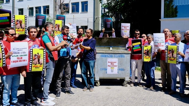 Eğitim Bir-Sen Eskişehir Şubesi'nden okullardan alınması planlanan "katı atık" ücretlerine tepki