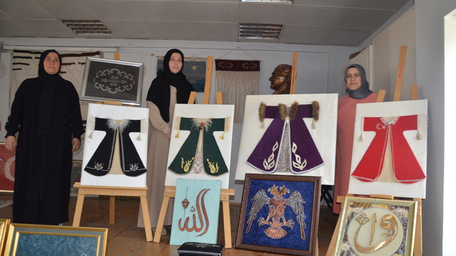 Muş'ta Aile Destek Merkezi kursiyerlerinin sergisi açıldı