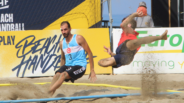 Plaj hentbolu: EHF Avrupa Şampiyonası Antalya'da sürüyor