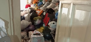 Evden 6 kamyon çöp çıktı