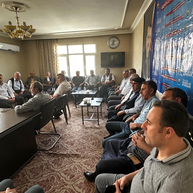 Çermik'te AK Parti Genişletilmiş İlçe Danışma Meclisi Toplantısı yapıldı