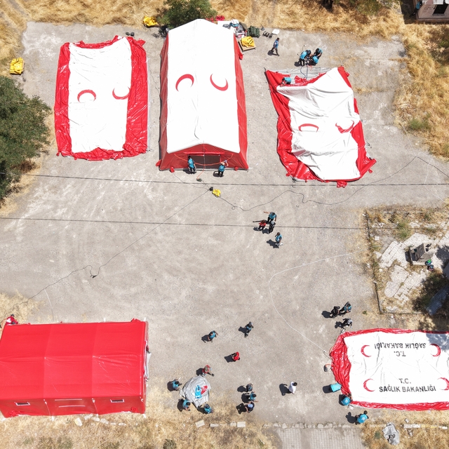 Van Gölü'nde arama kurtarma tatbikatı gerçekleştirildi