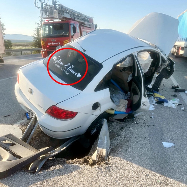 Balayından dönen üsteğmen kazada öldü